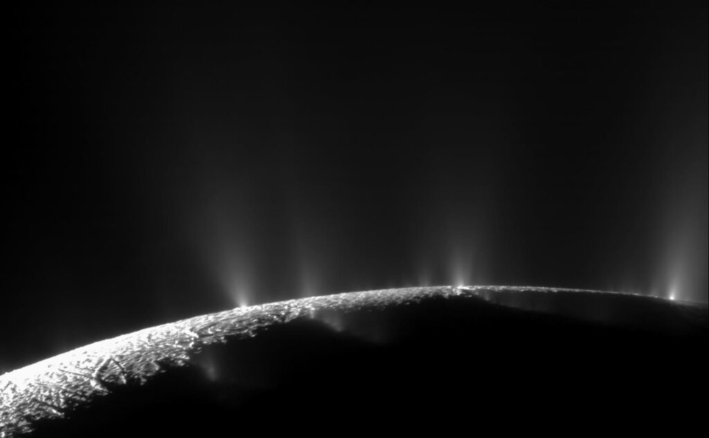 PIA11688_Enceladus-Geysire